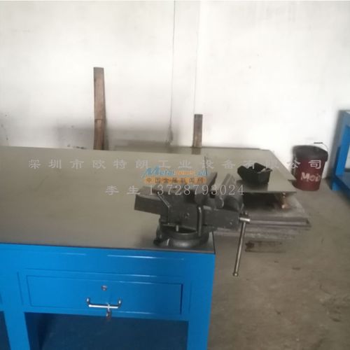 廠家直銷臺(tái)虎鉗工桌模具鉗工桌鉗工操作臺(tái)